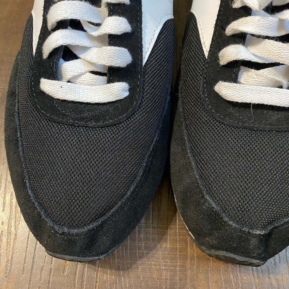 Saucony  Hornet black and white sneakers - Picture 9 of 11